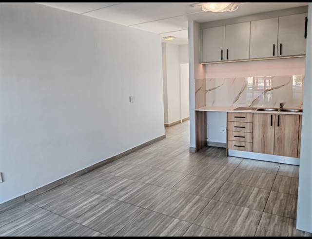 2 BEDROOM APARTMENT FOR SALE IN PARKLANDS NORTH